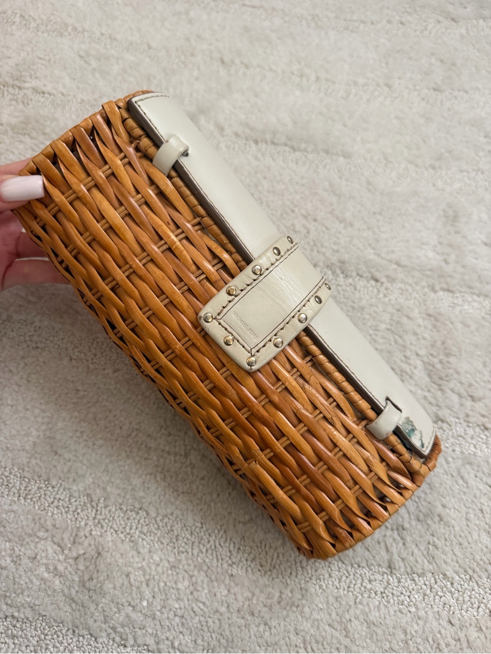 Vintage Michael Kors White & Natural Woven Clutch with Gold Accent - Picture 3 of 4